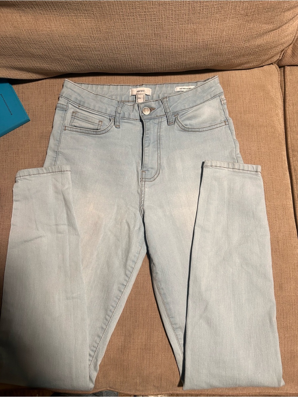 Forever 21 Light Wash Skinny Jeans - Pale Blue
